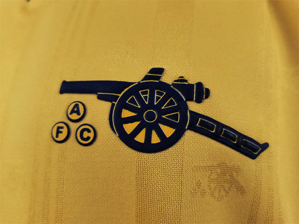 Arsenal Away Retro Jersey 86/88 - Image 5