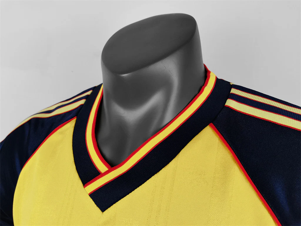 Arsenal Away Retro Jersey 86/88 - Image 6