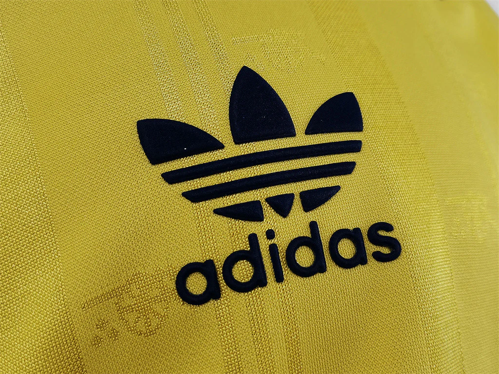 Arsenal Away Retro Jersey 86/88 - Image 6