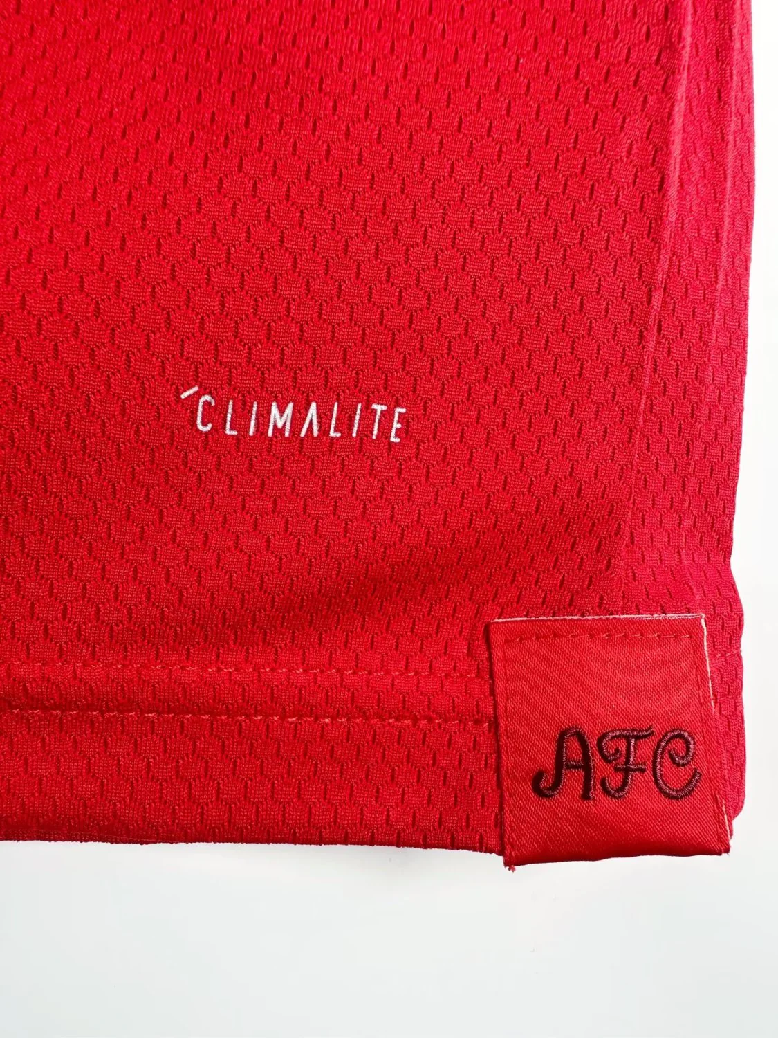 Arsenal Home Man Jersey 19/20 - Image 9