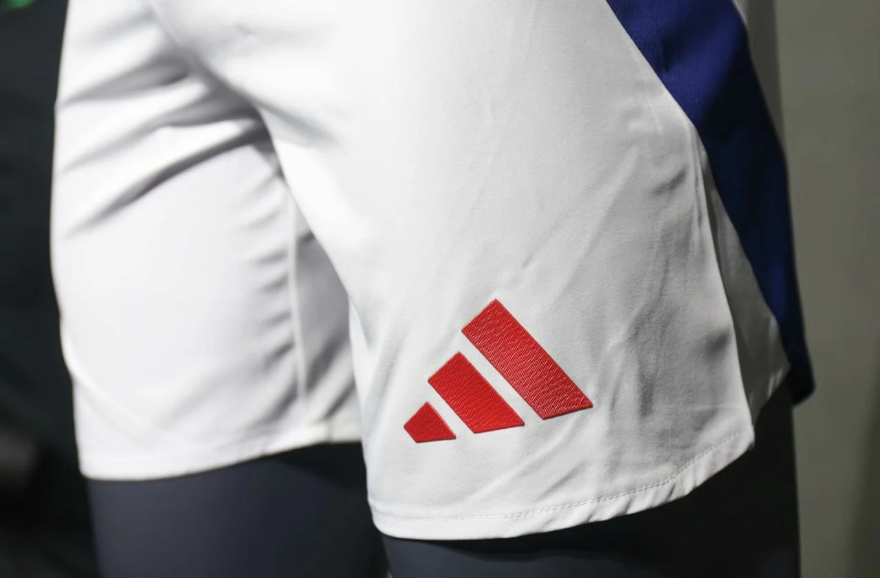 Arsenal Home Player Shorts 24/25 - Image 2