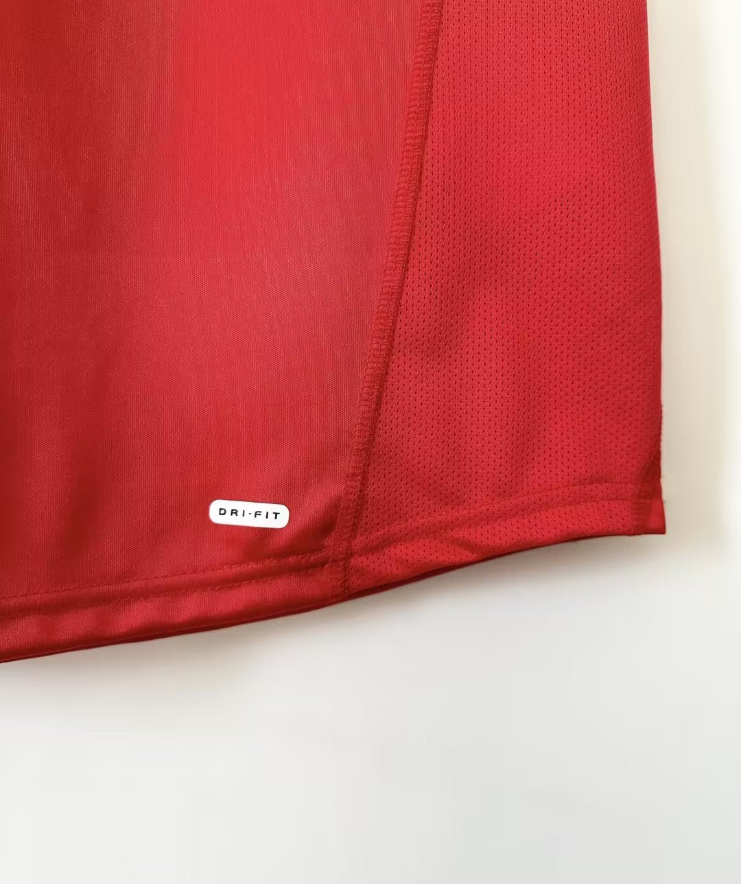 Arsenal Home Retro Jersey 2001/02 - Image 6