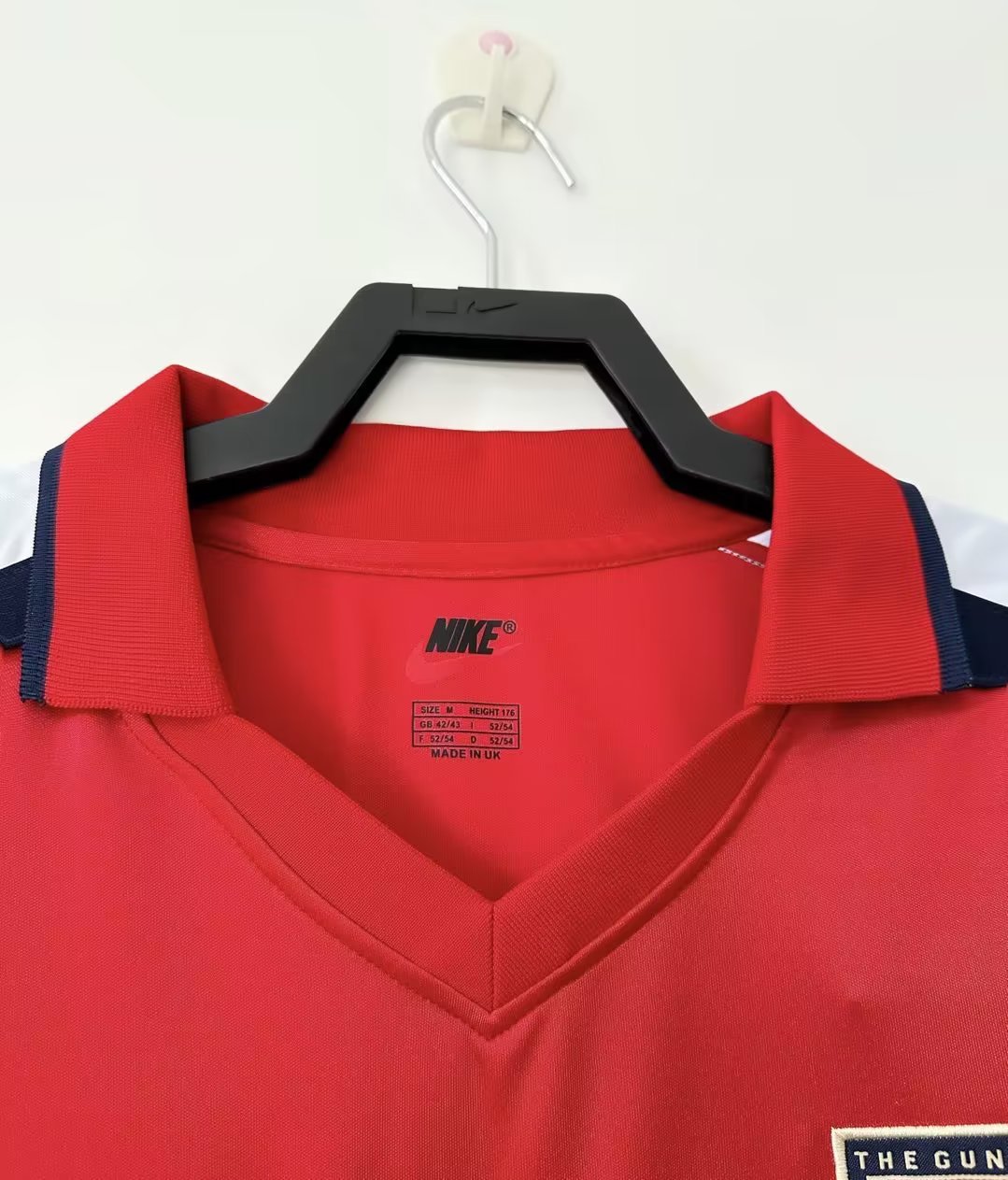 Arsenal Home Retro Jersey 2001/02 - Image 7