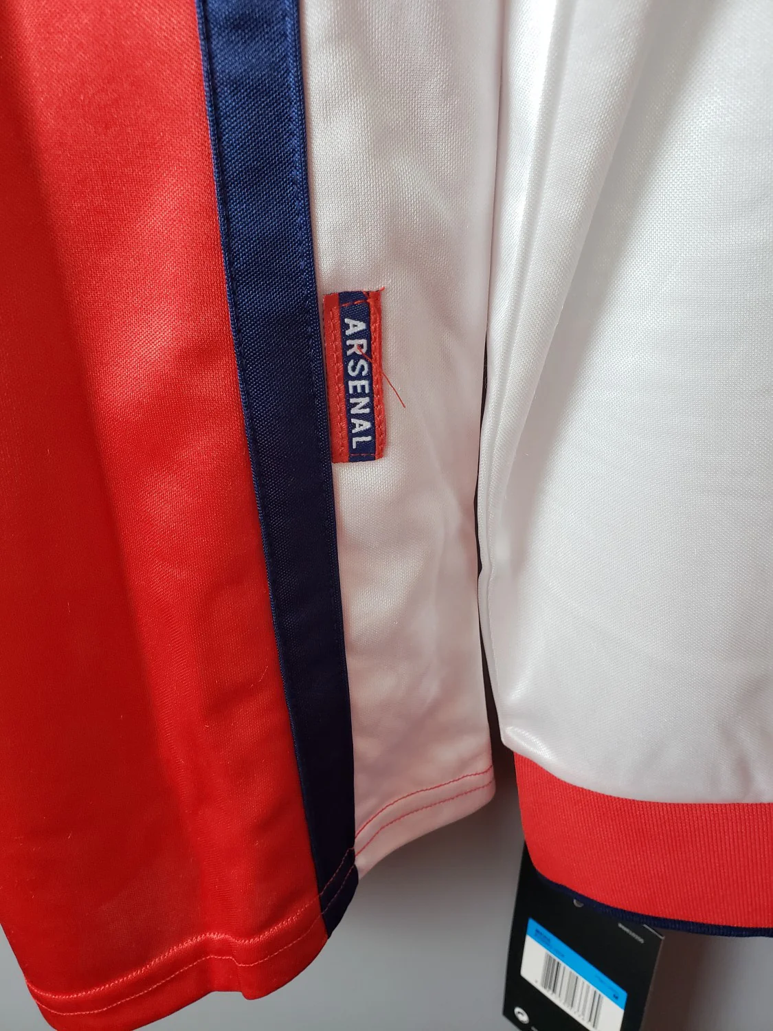 Arsenal Home Retro Long Sleeves Jersey 98/99 - Image 3