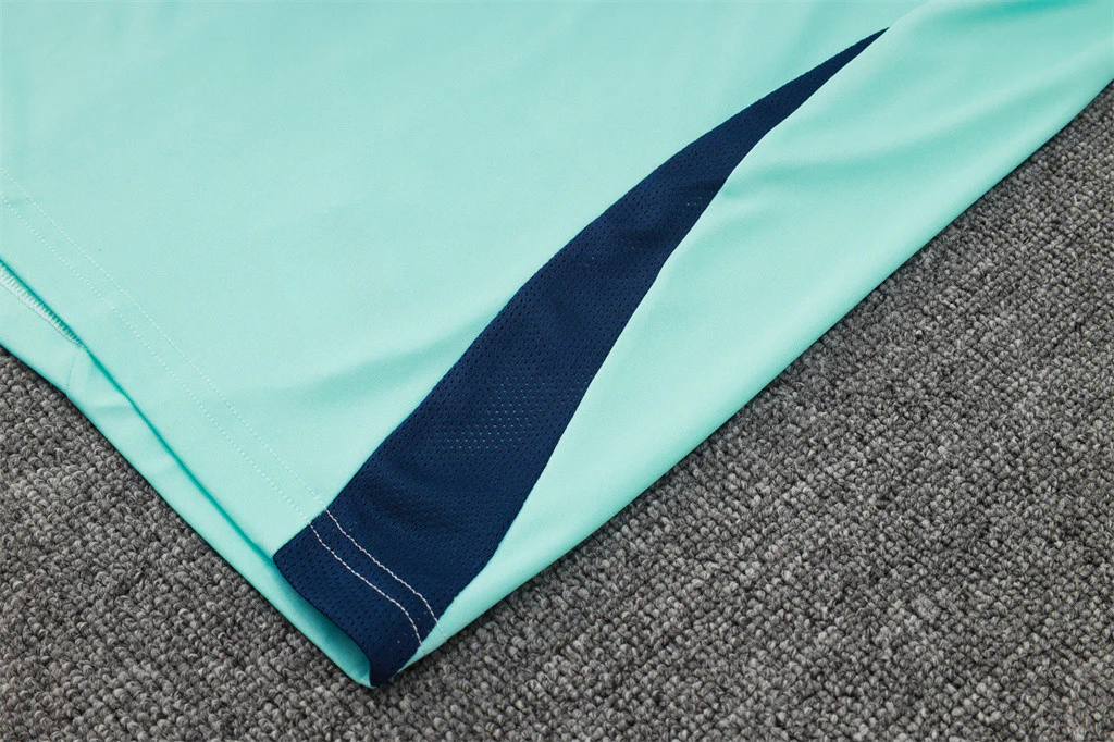 Arsenal POLO Jersey 24/25 - Image 9