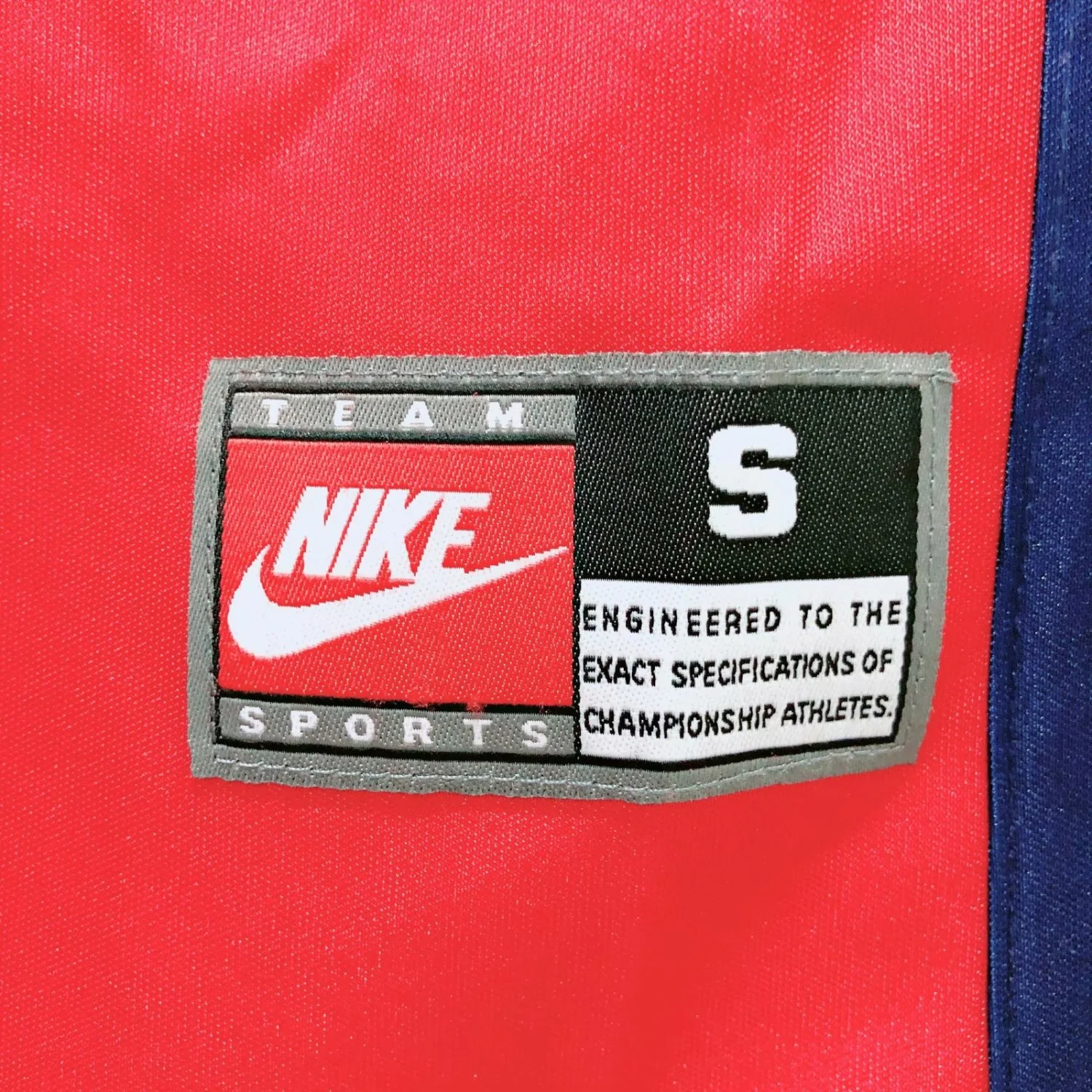Arsenal Retro Jersey 98/99 - Image 12