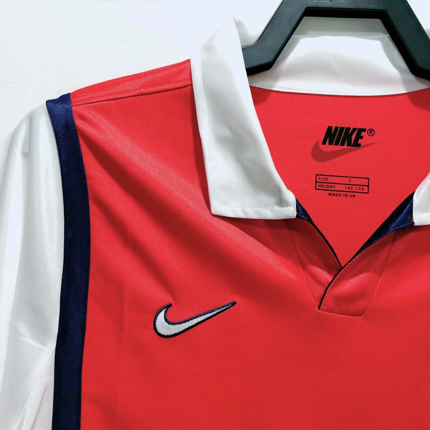 Arsenal Retro Jersey 98/99 - Image 3