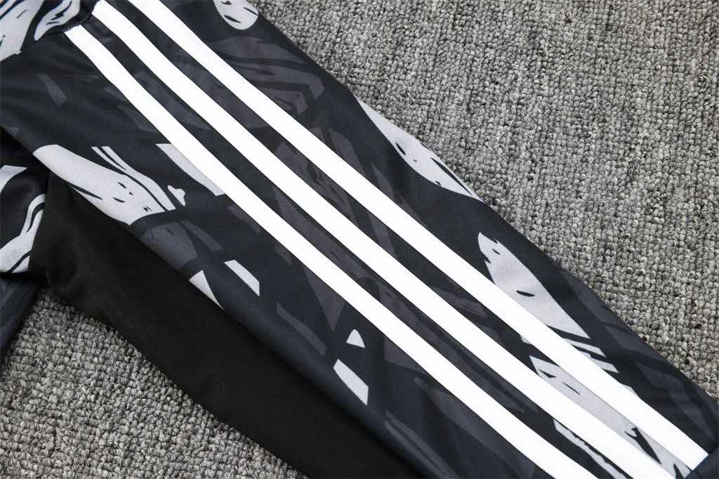 Arsenal Training Jacket 24/25 - Image 10