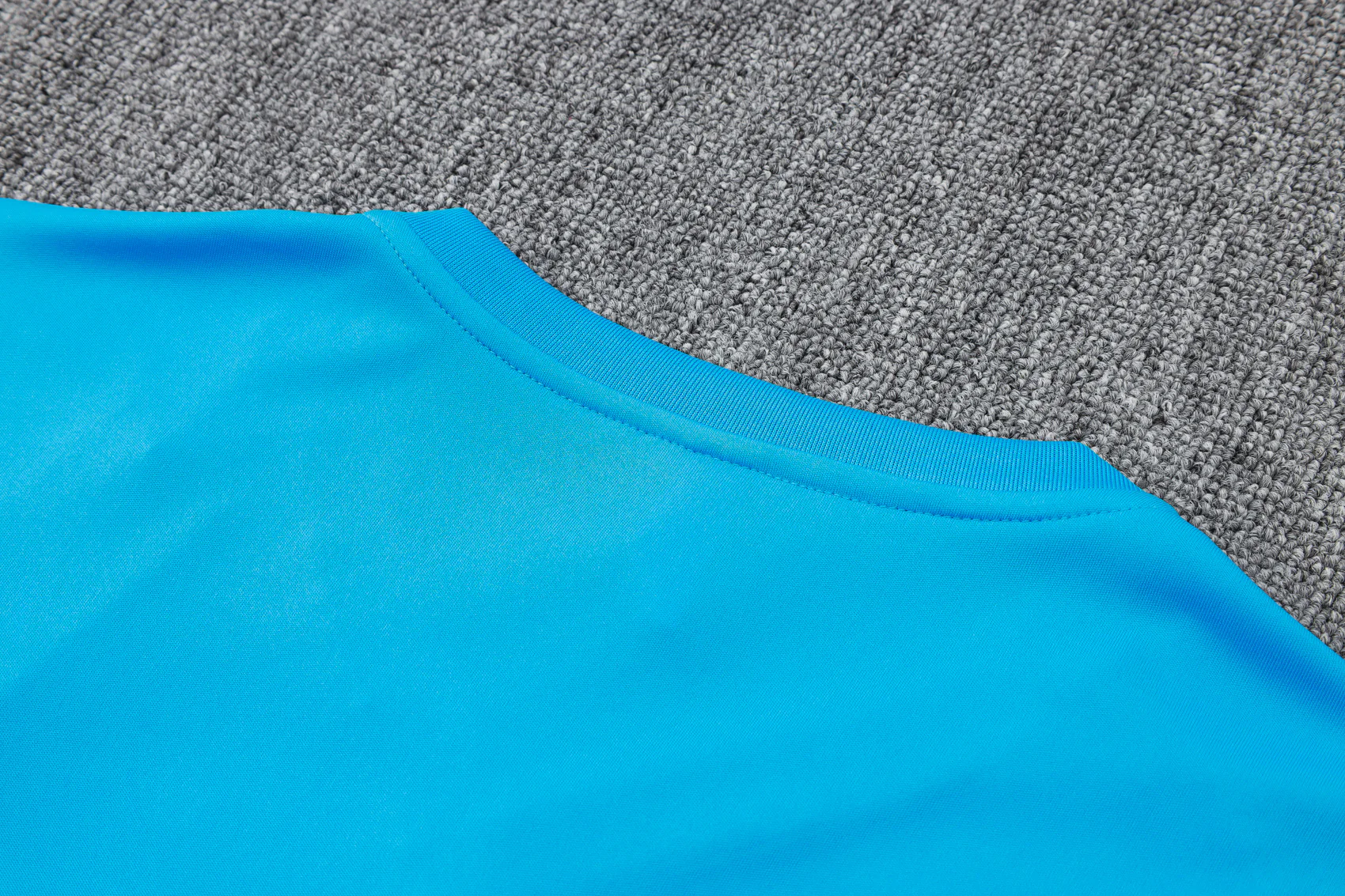 Arsenal Training Jersey 23/24 - Image 17