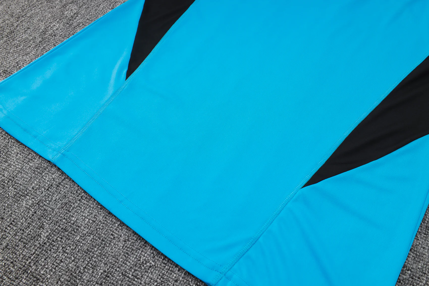 Arsenal Training Jersey 23/24 - Image 18