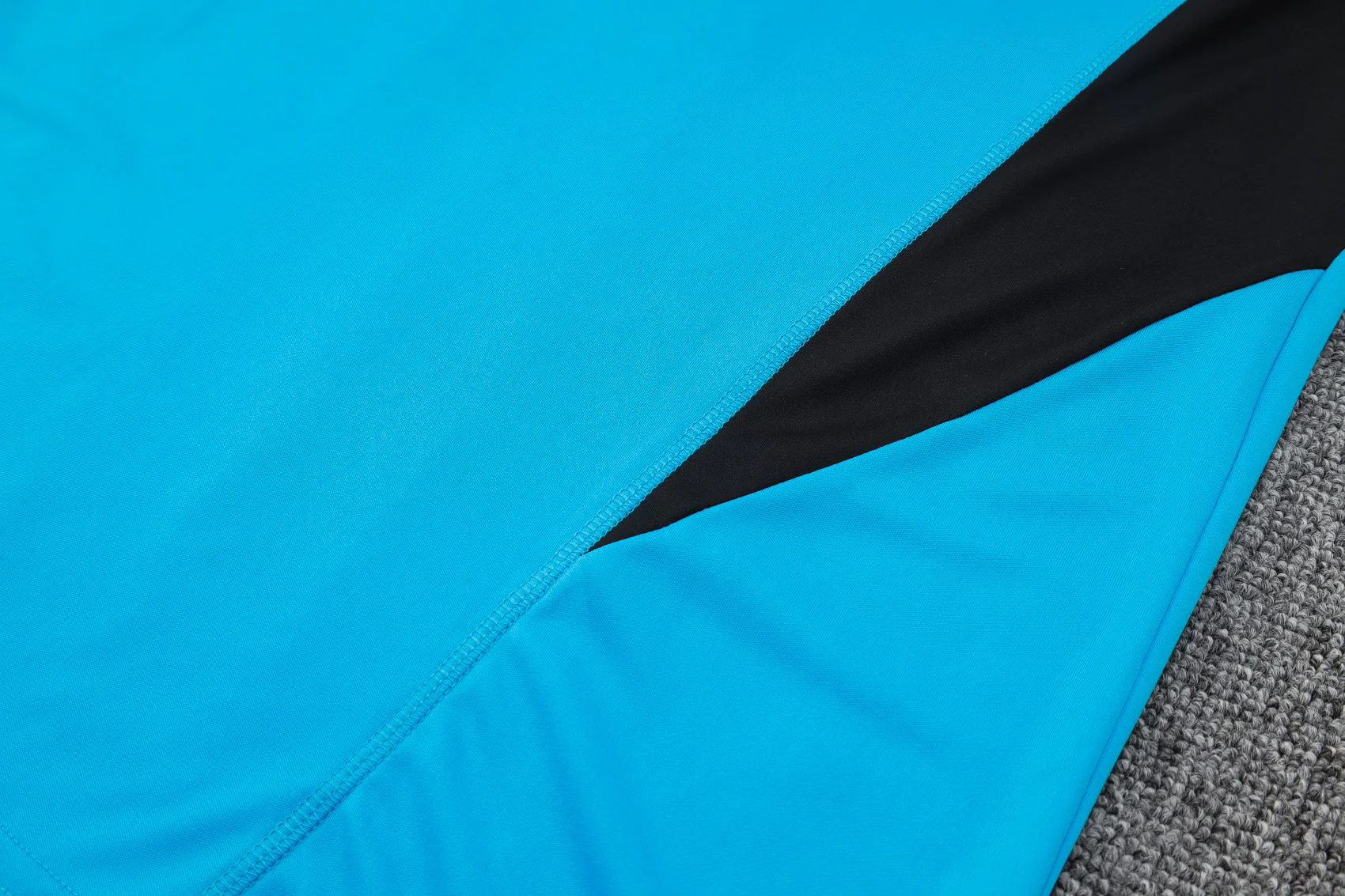 Arsenal Training Jersey 23/24 - Image 19