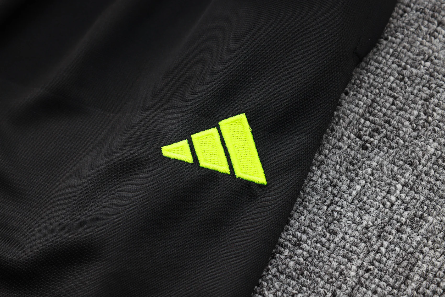 Arsenal Training Jersey 23/24 - Image 26