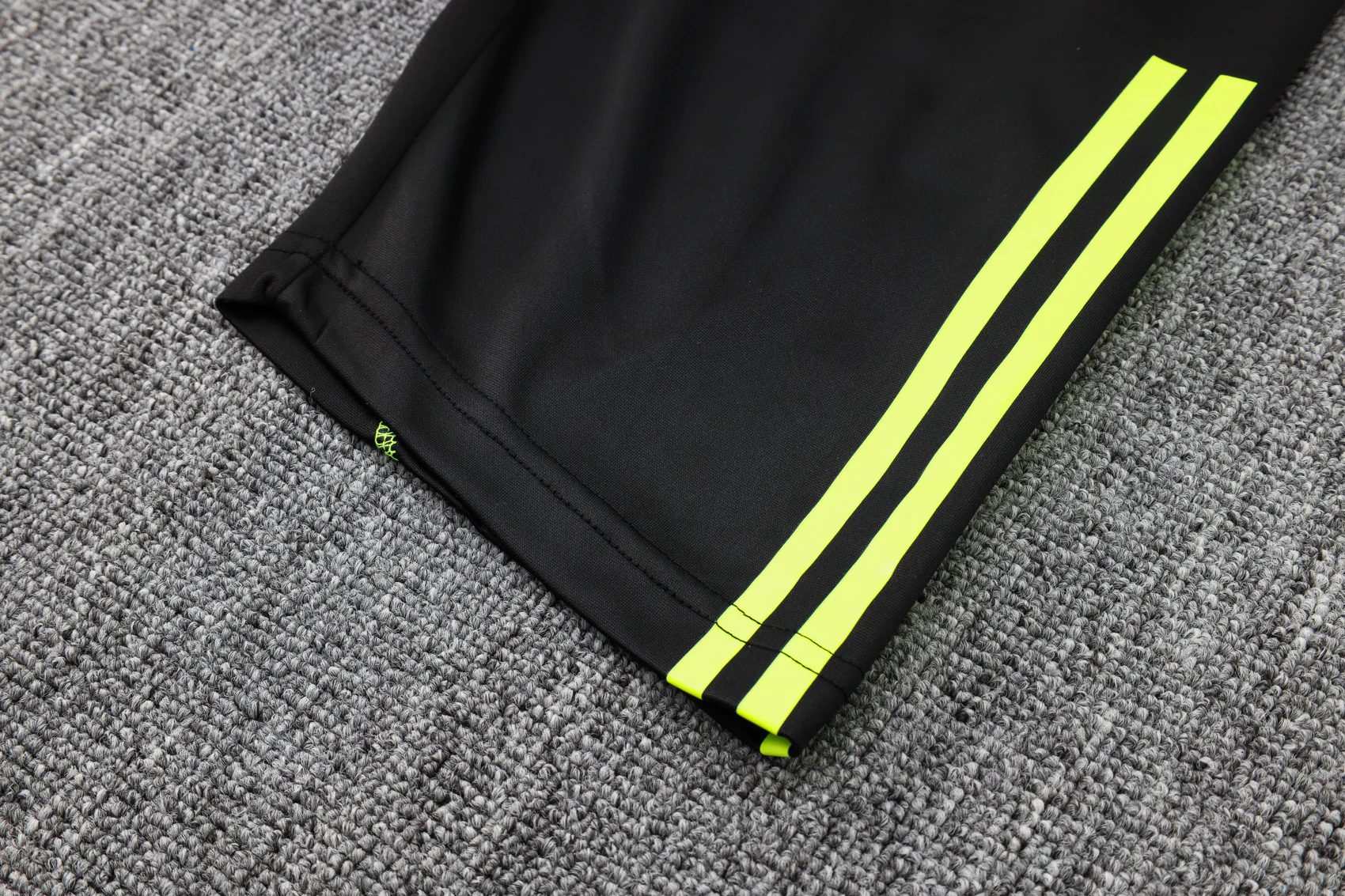 Arsenal Training Jersey 23/24 - Image 27