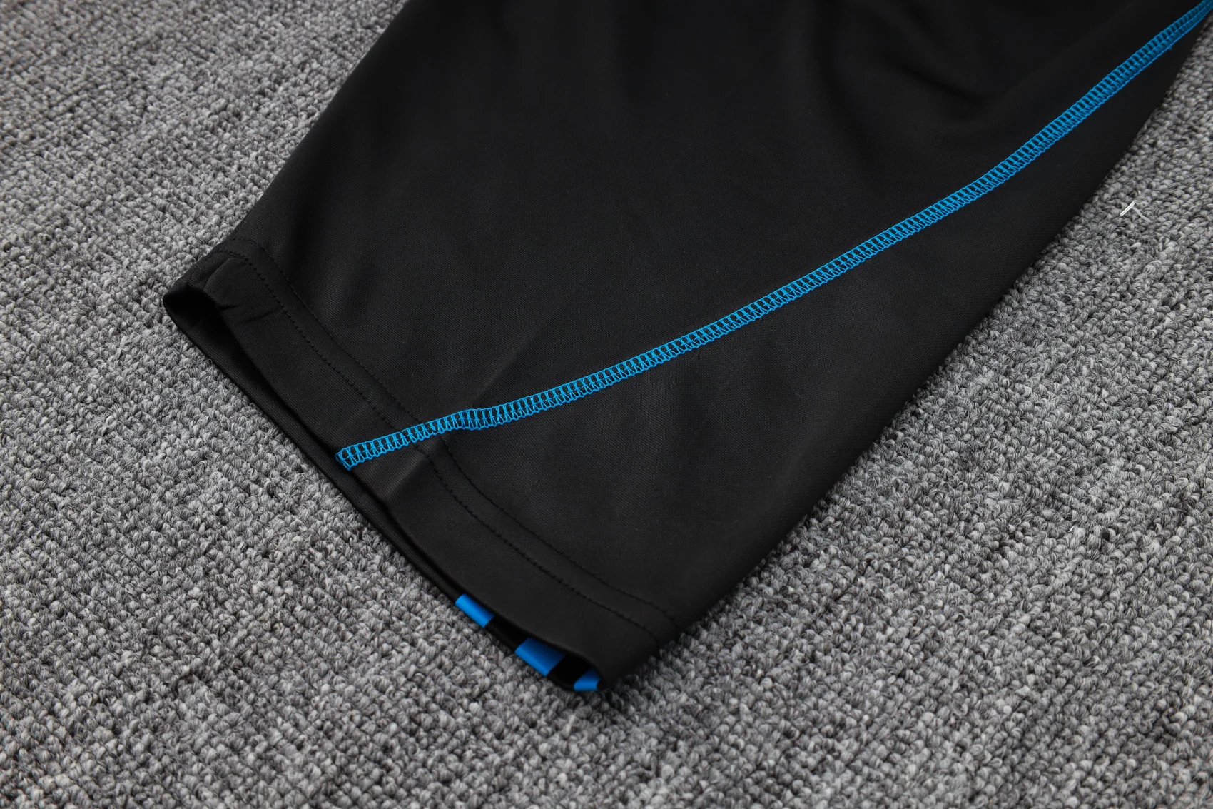 Arsenal Training Jersey 23/24 - Image 29