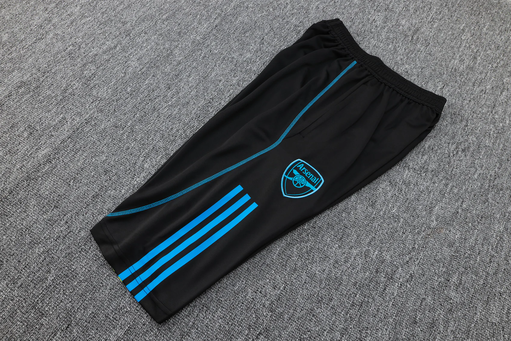 Arsenal Training Jersey 23/24 - Image 30