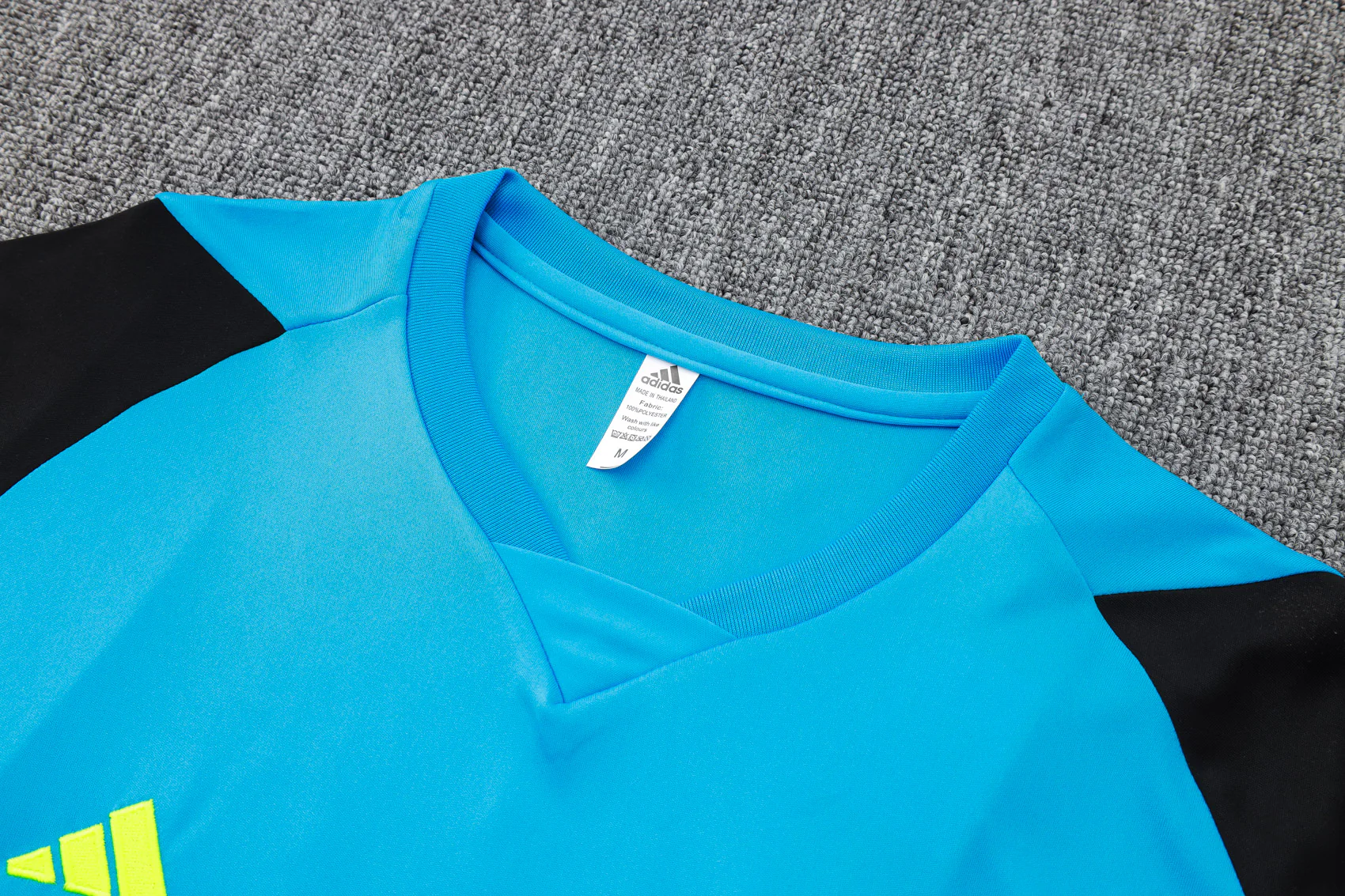 Arsenal Training Jersey 23/24 - Image 7