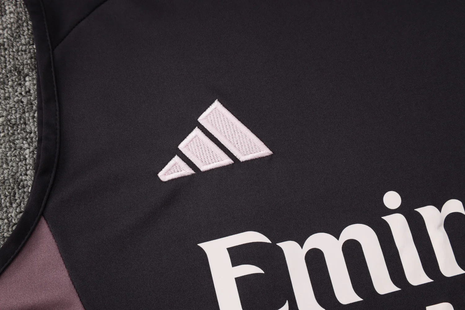 Arsenal Training Jersey 24/25 - Image 10
