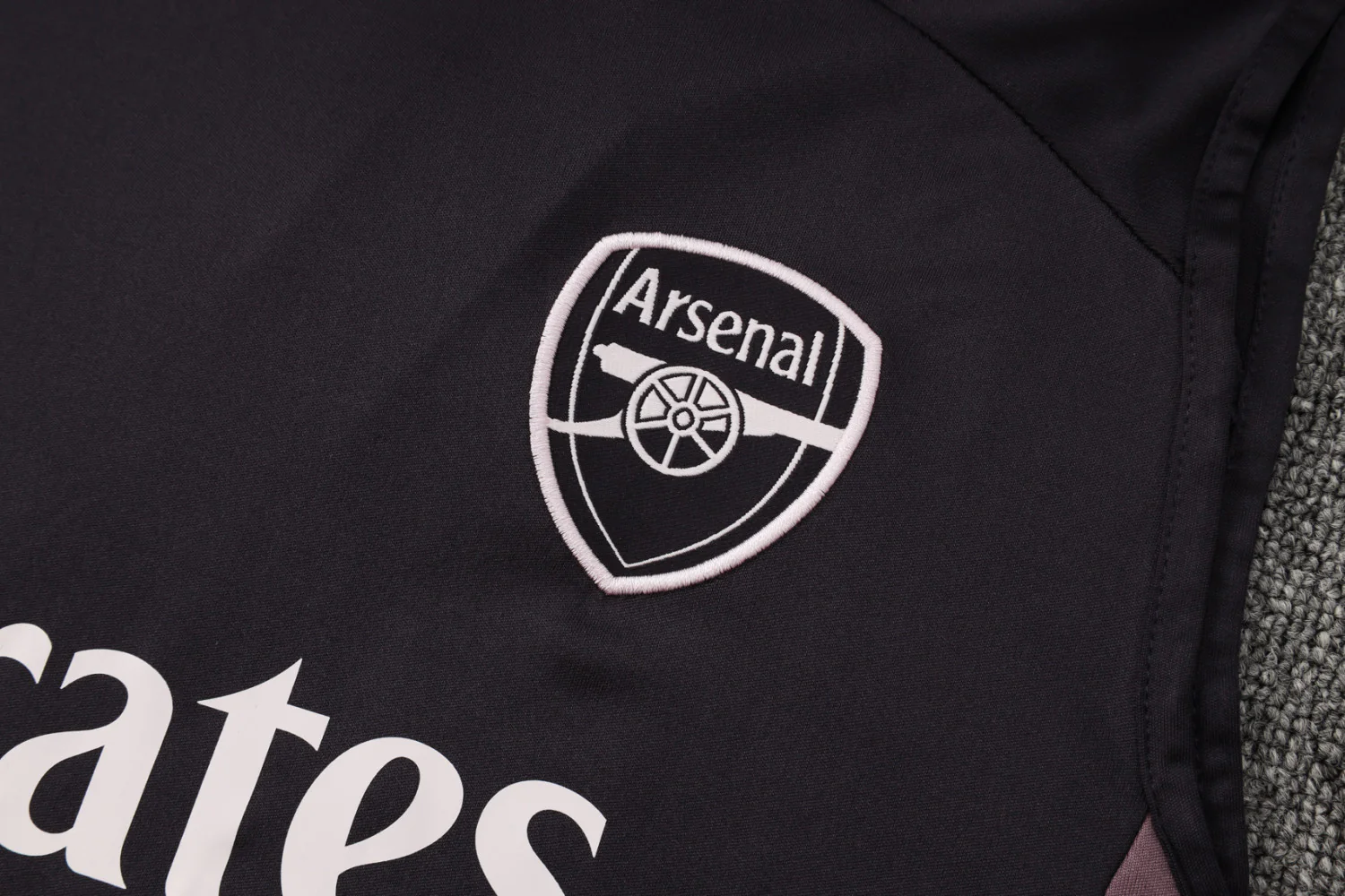 Arsenal Training Jersey 24/25 - Image 9