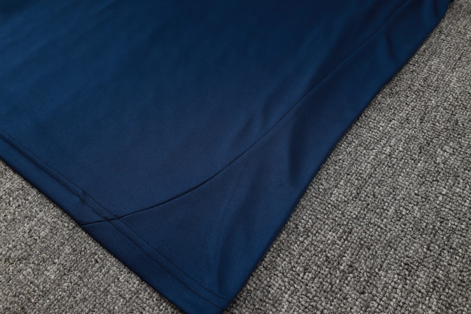 Arsenal Training Jersey 24/25 - Image 17