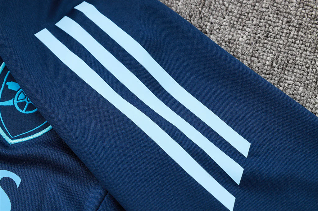 Arsenal Training Jersey Suit 24/25 - Image 9