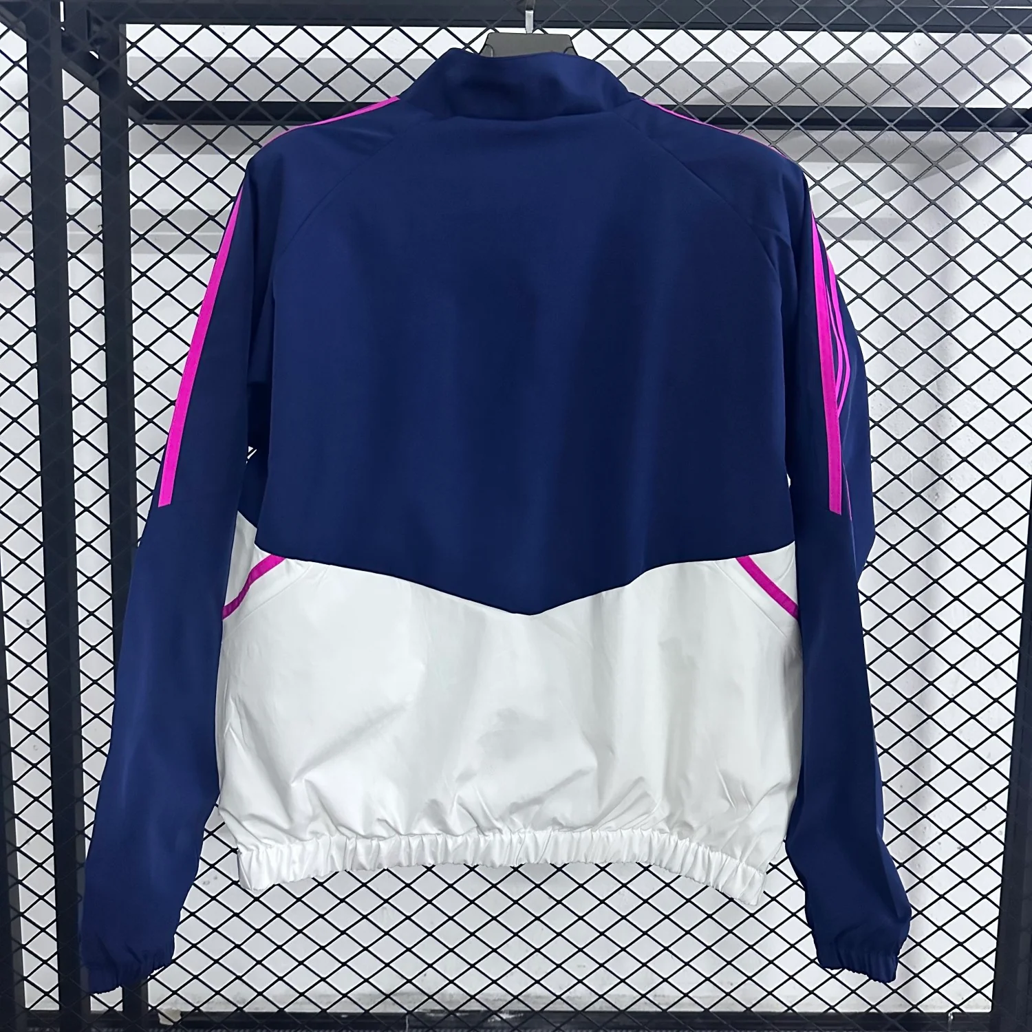 Arsenal Training Windbreaker 2025 - Image 2