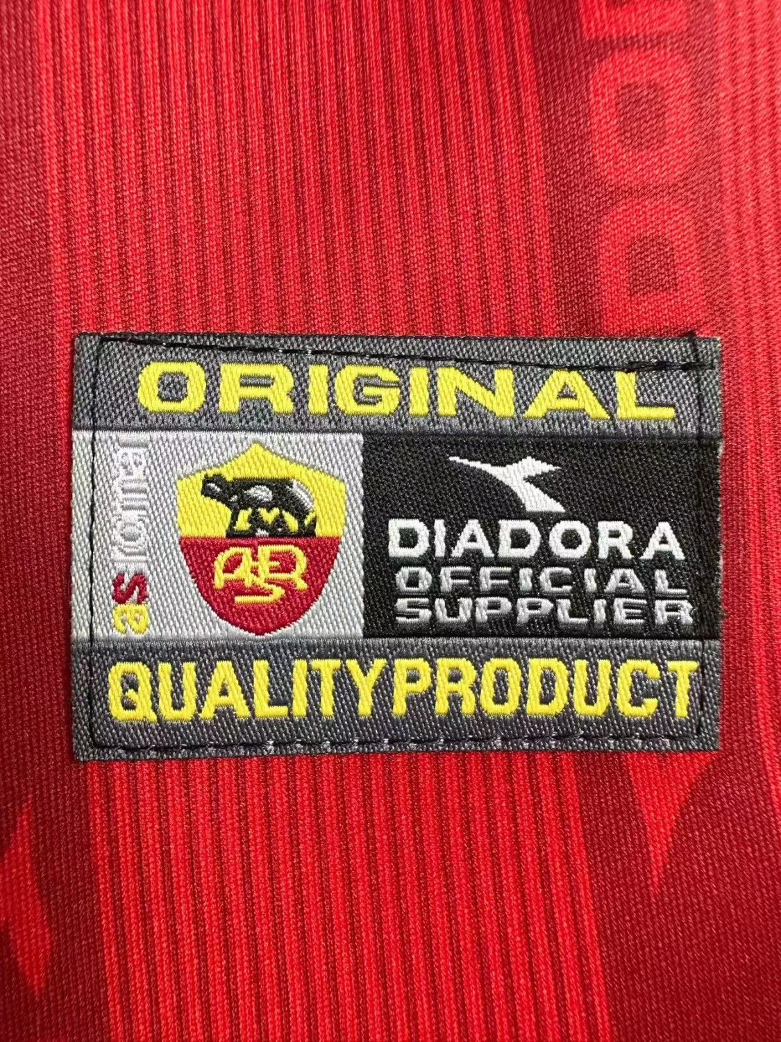 AS Roma Home Long Sleeve Retro Jersey 1999/00 - Image 5