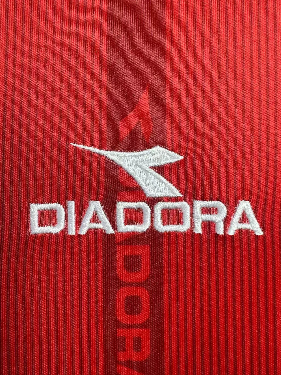 AS Roma Home Long Sleeve Retro Jersey 1999/00 - Image 6