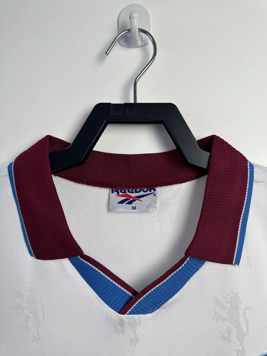 Aston Villa Away Retro Jersey 1996/98 - Image 3