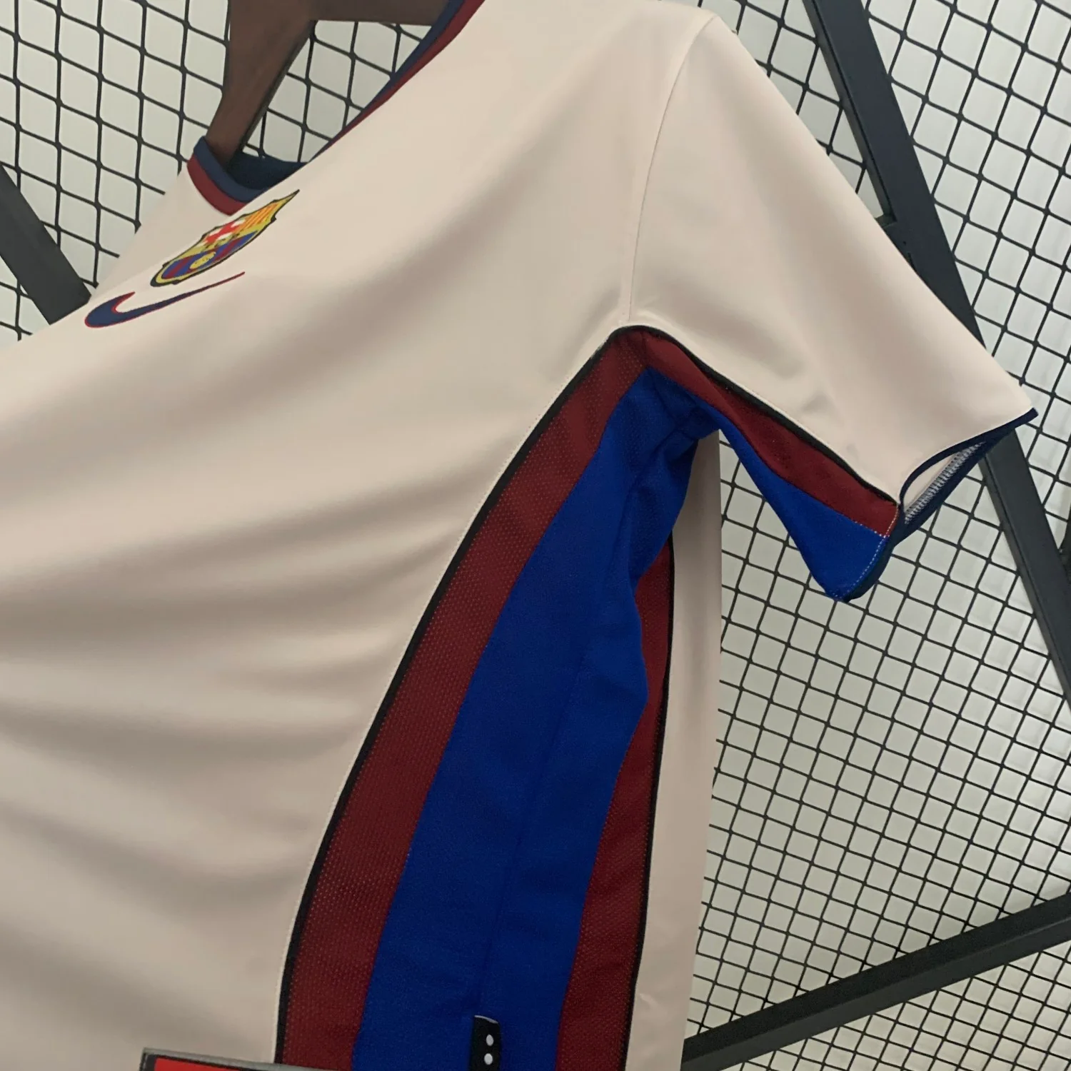 Barcelona Away Retro Jersey 1998/99 - Image 6