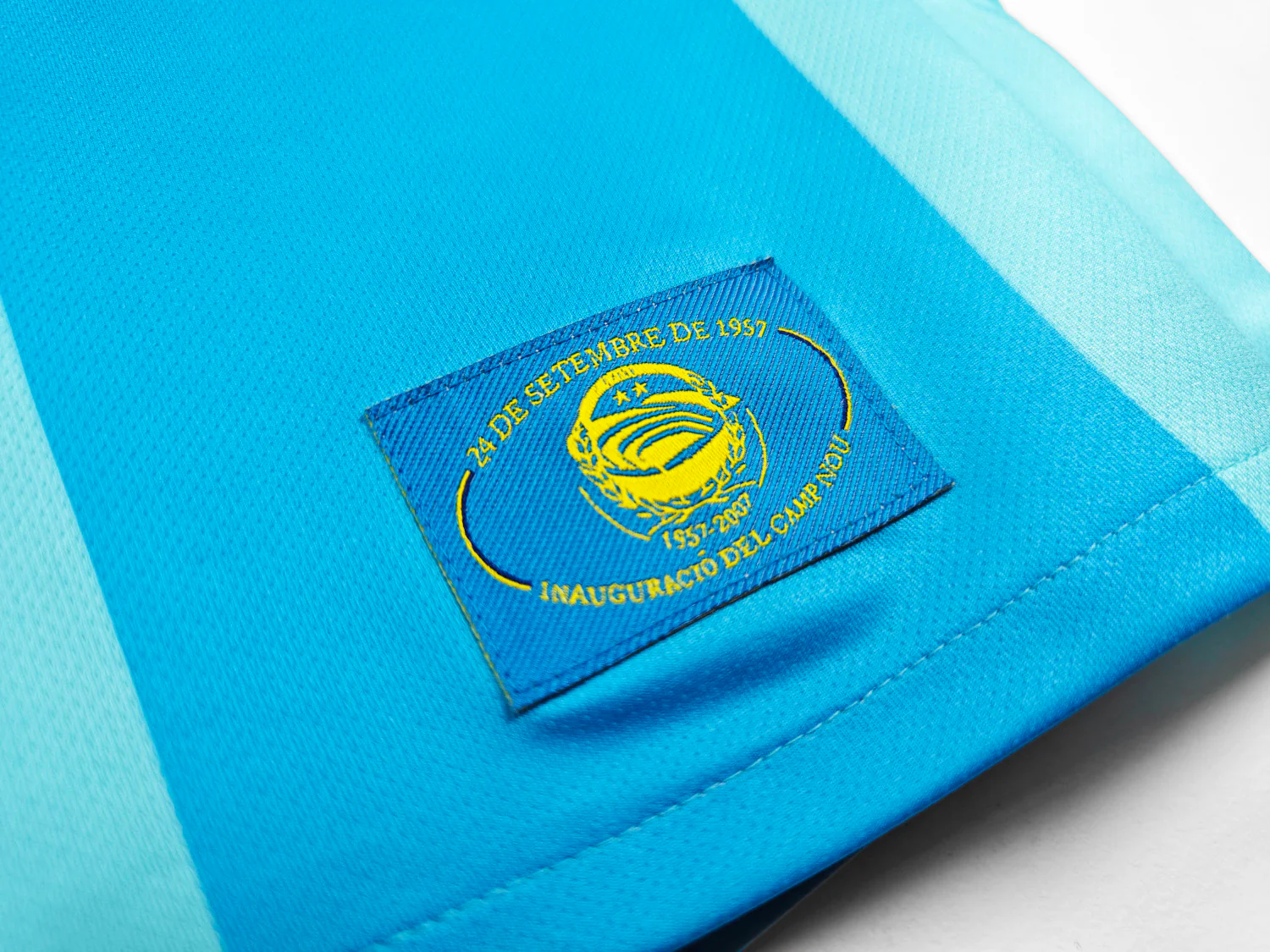 Barcelona Away Retro Jersey 2007/08 - Image 11