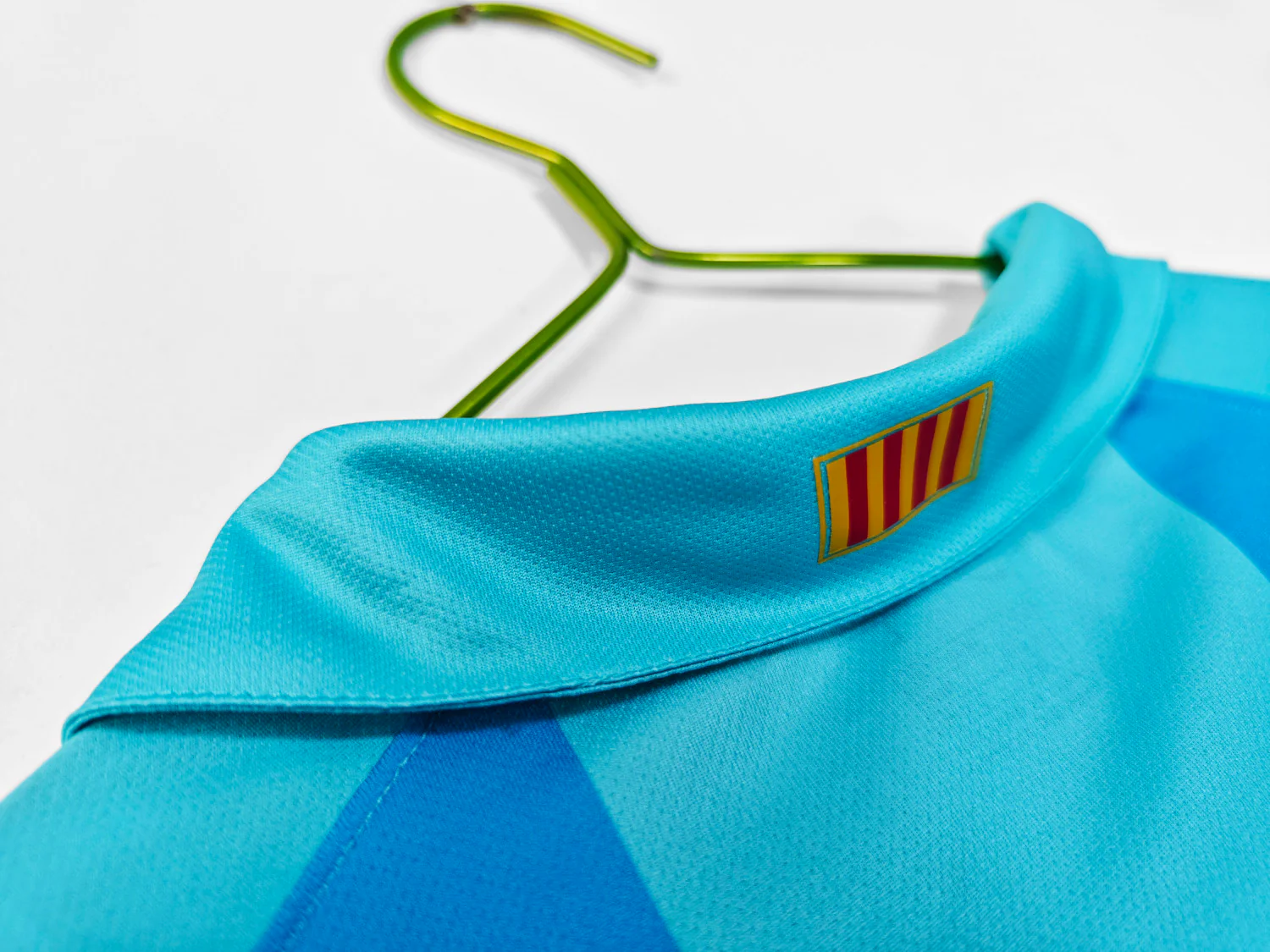 Barcelona Away Retro Jersey 2007/08 - Image 12