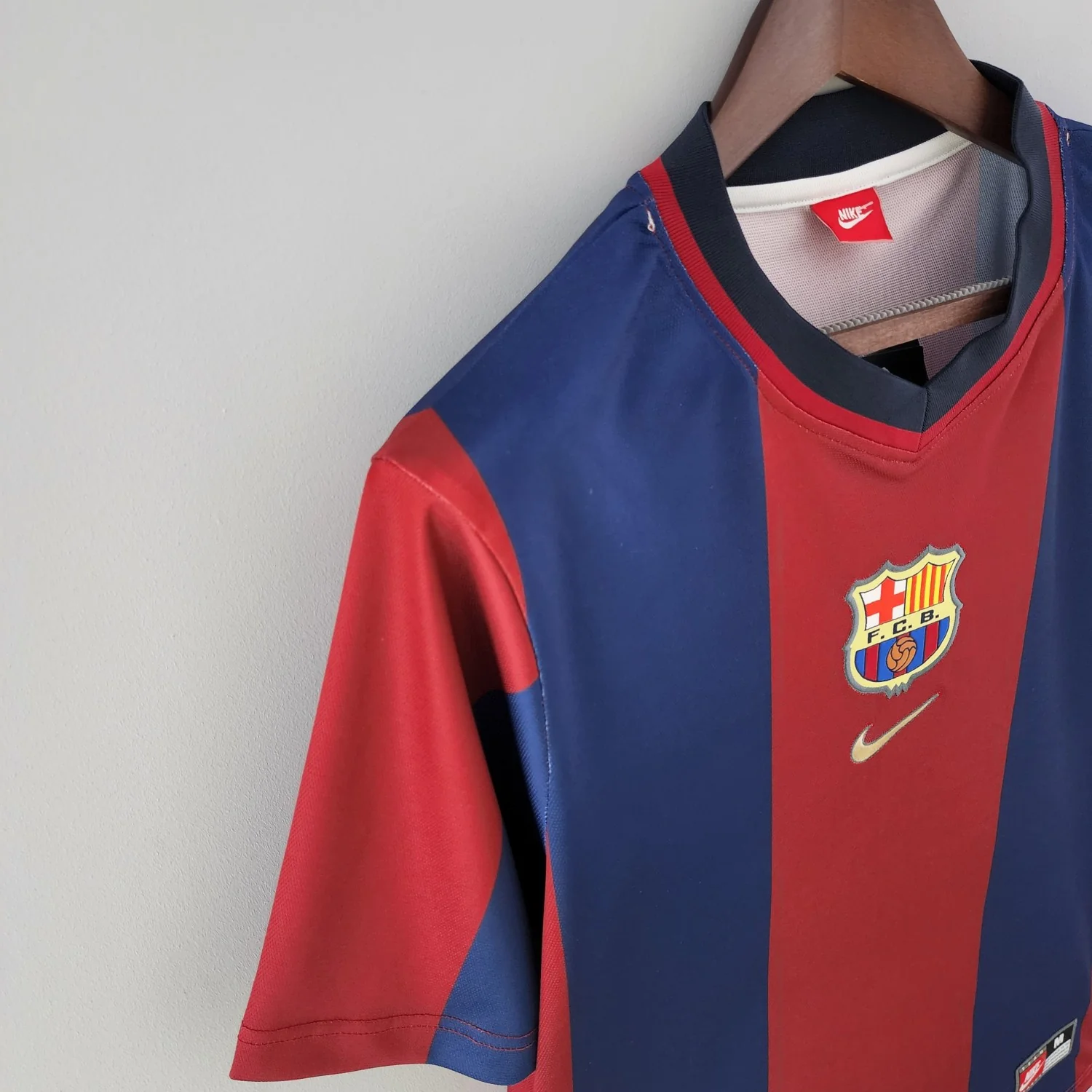 Barcelona Home Retro Jersey 1998/99 - Image 5