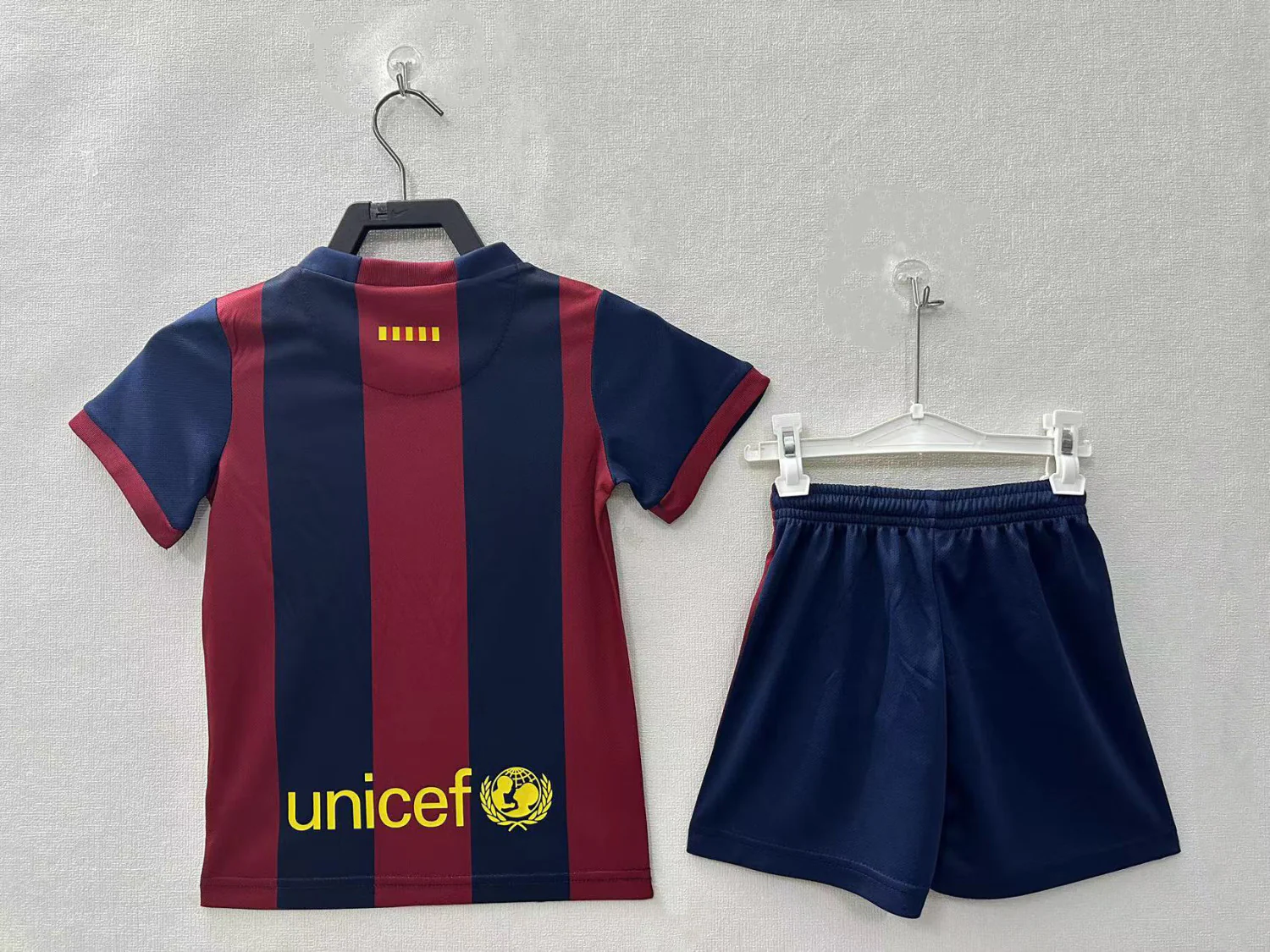 Barcelona Home Retro Kids Jersey 14/15 - Image 2