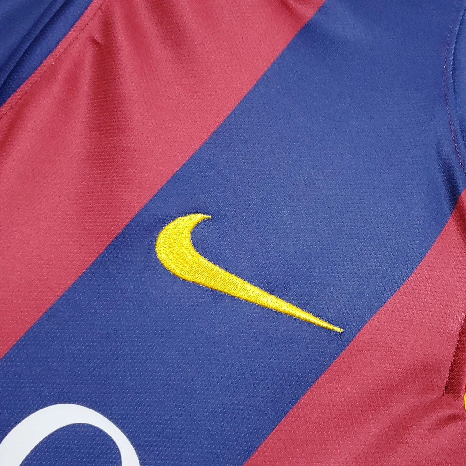 Barcelona Retro Jersey 14/15 - Image 10