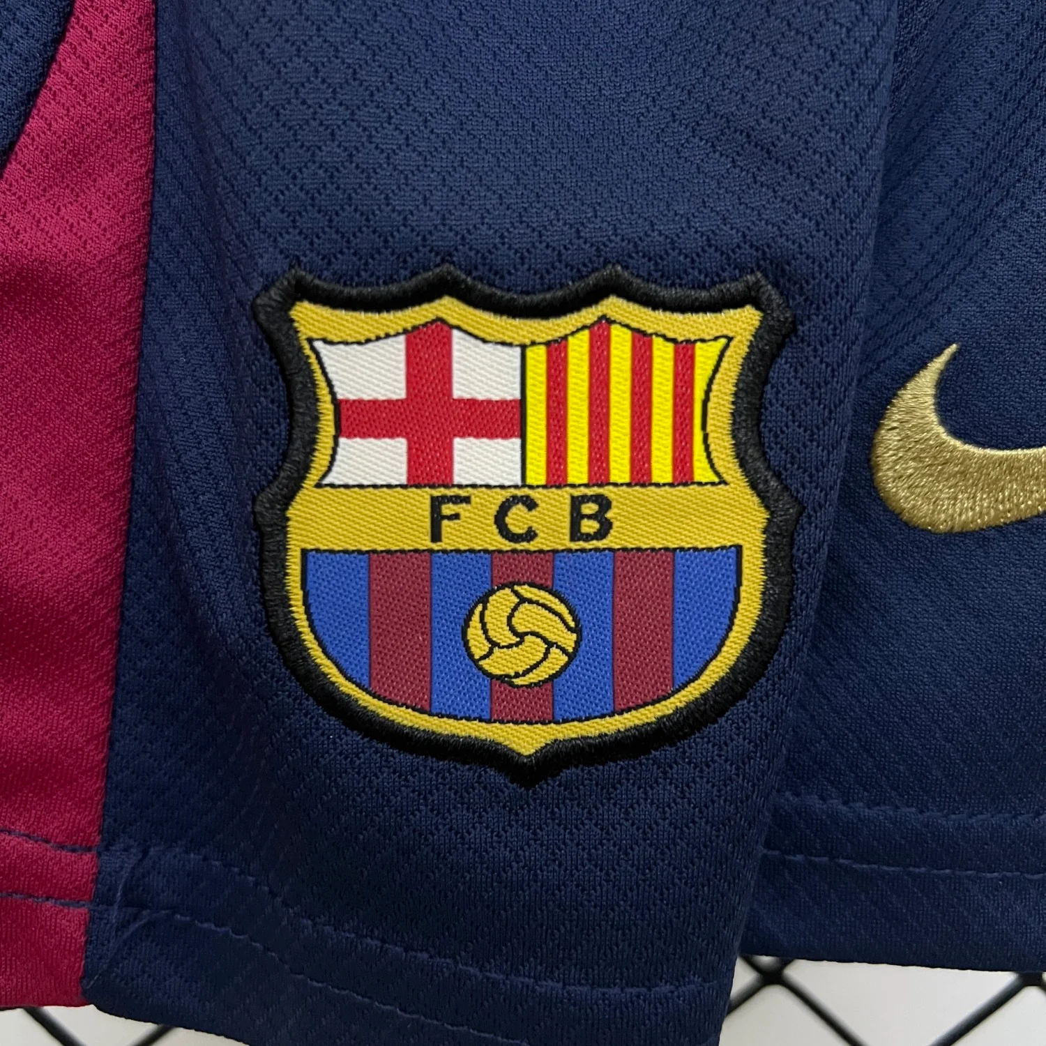 Barcelona X TRAVIS SCOTT Limited Edition Kids Suit 24/25 - Image 3