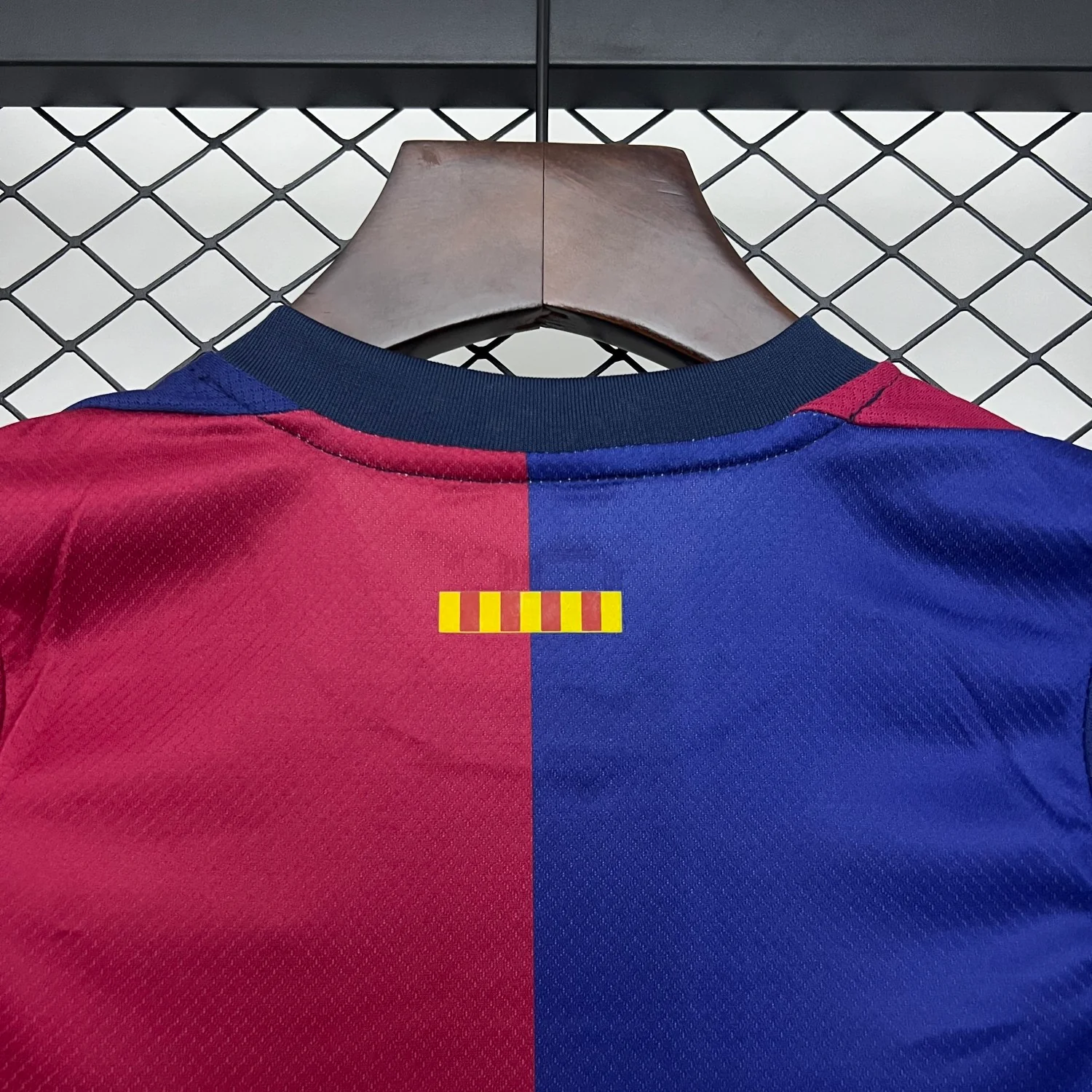 Barcelona X TRAVIS SCOTT Limited Edition Kids Suit 24/25 - Image 9