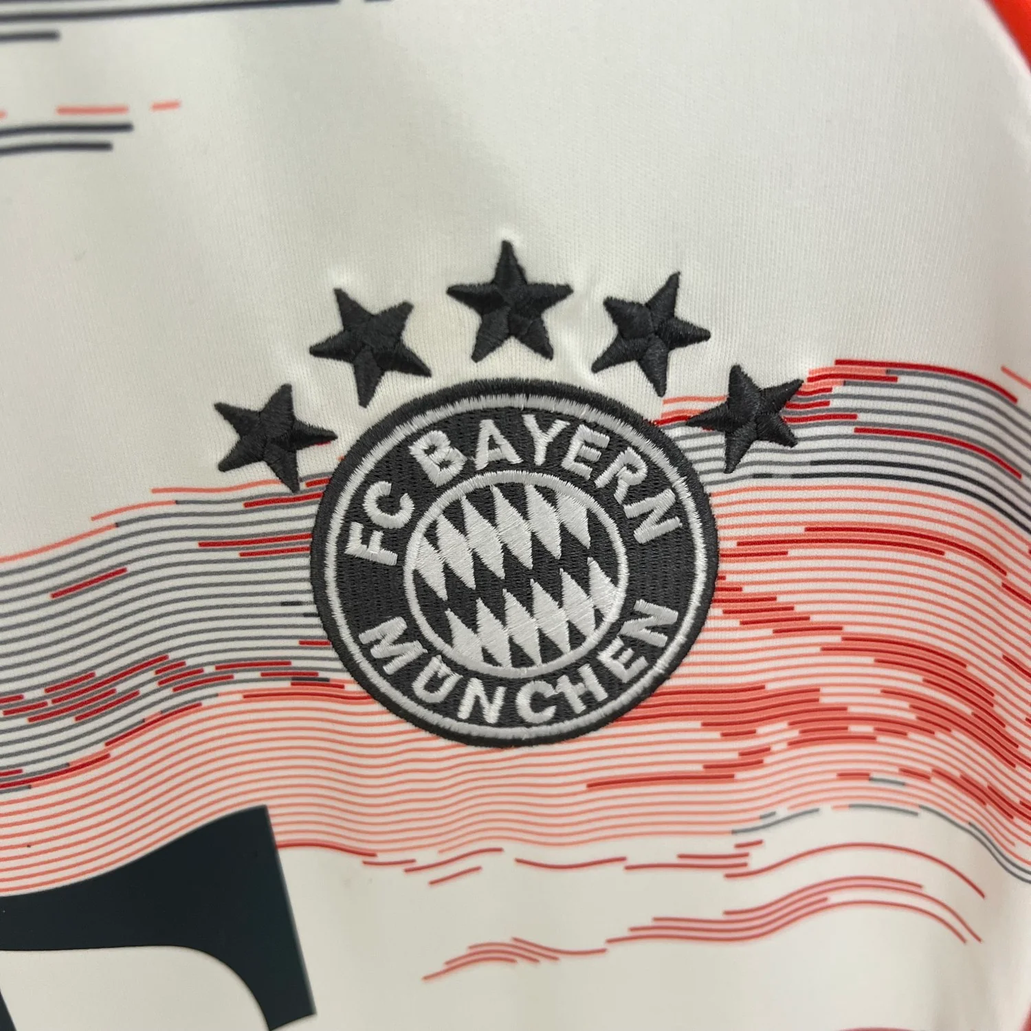 Bayern Munich Away Man Jersey 25/26 - Image 10