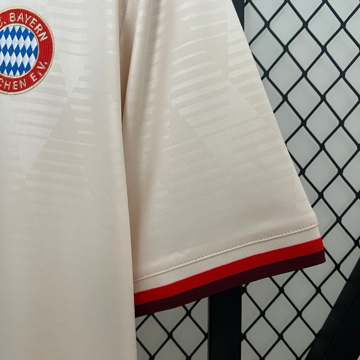 Bayern Munich Third Man Jersey 24/25 - Image 6