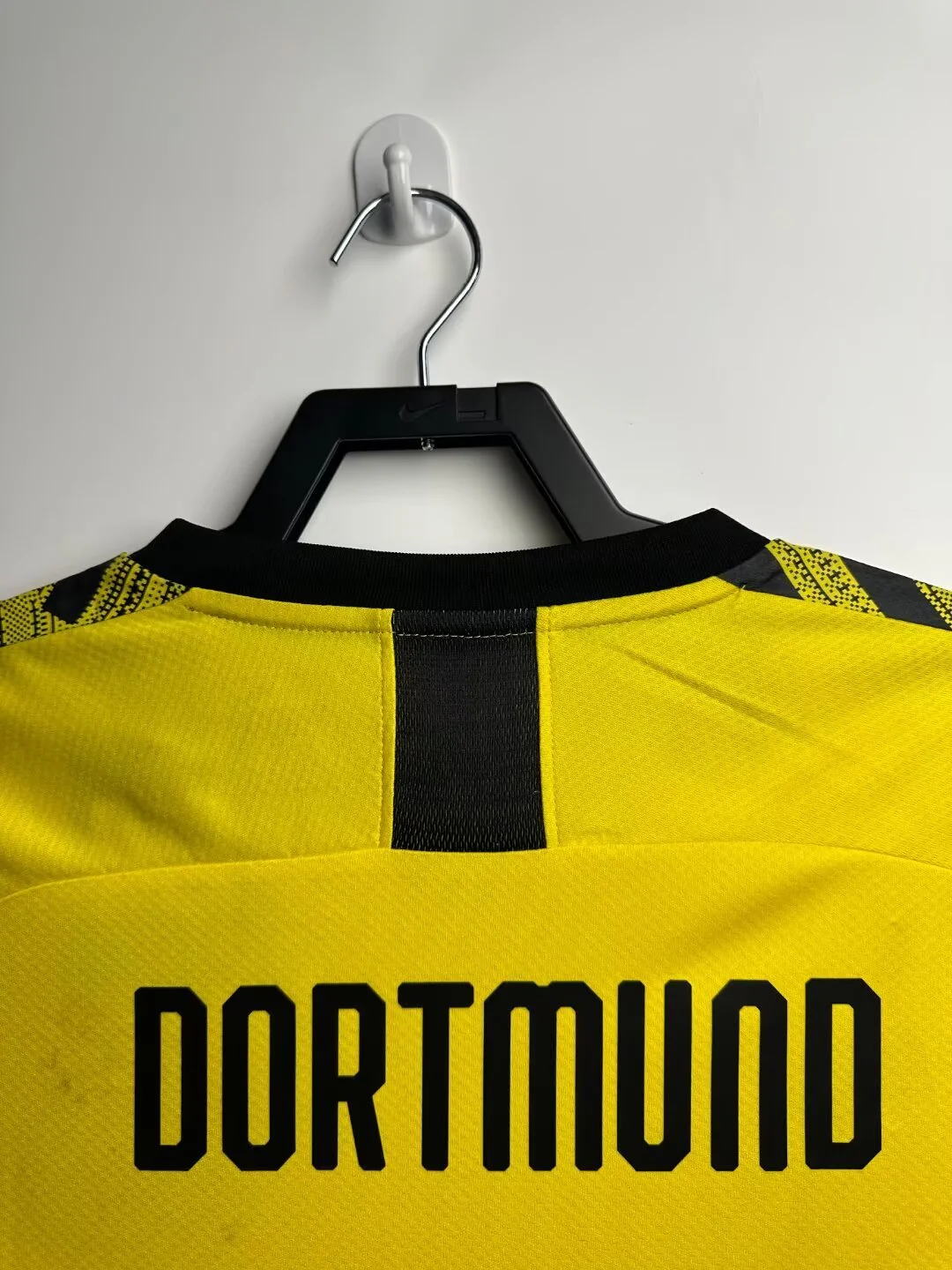 Borussia Dortmund Home Man Jersey 2019/20 - Image 7