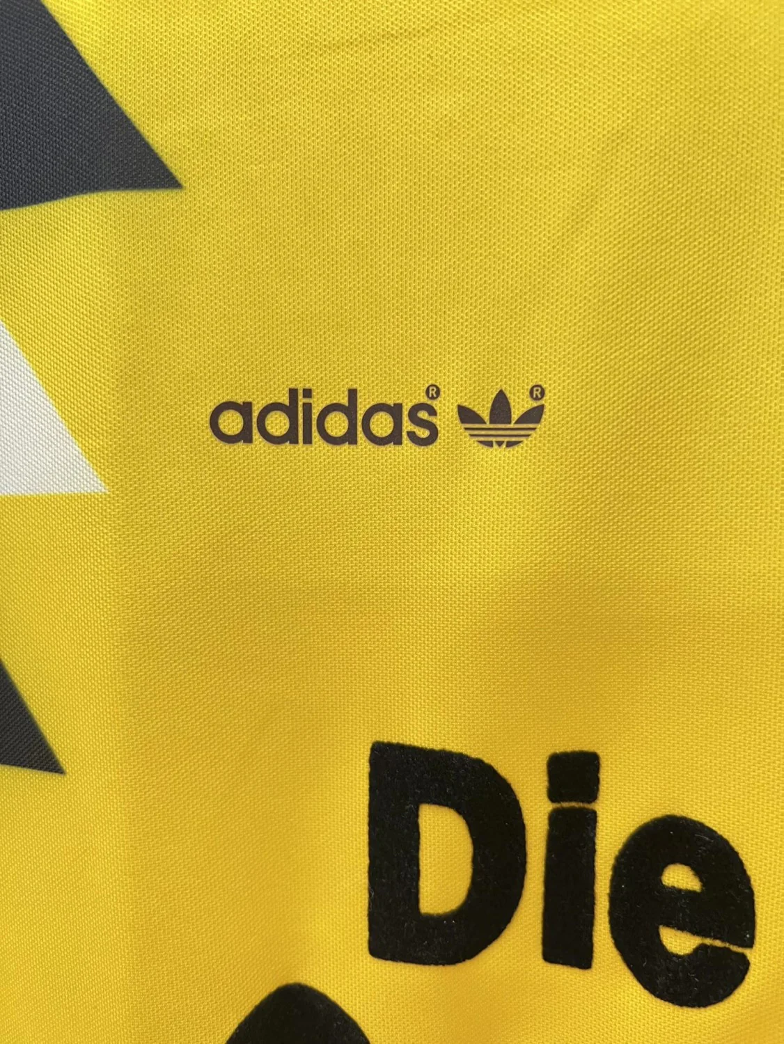 Borussia Dortmund Home Retro Jersey 1989/90 - Image 6