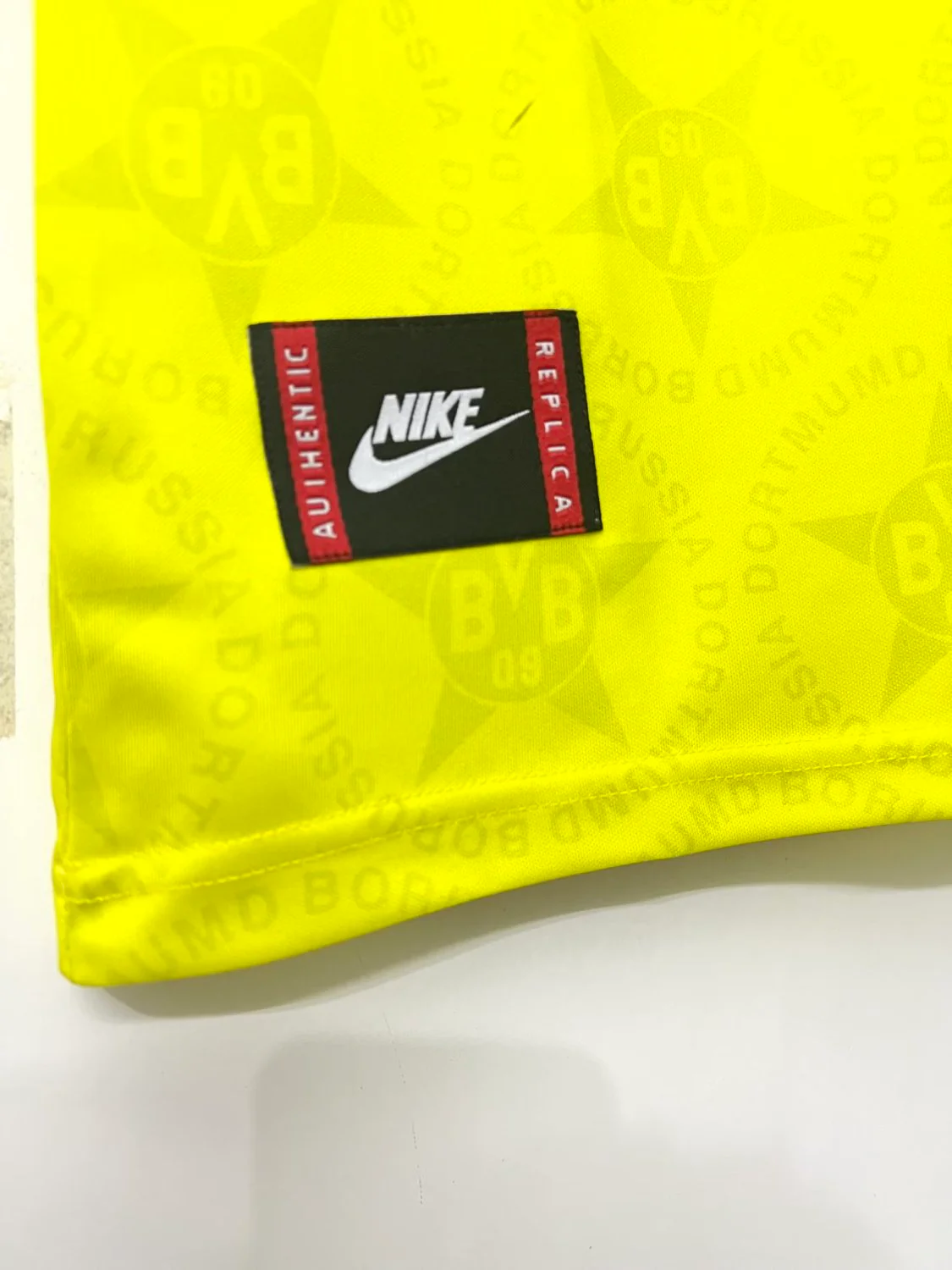 Borussia Dortmund Home Retro Jersey 1994/95 - Image 8