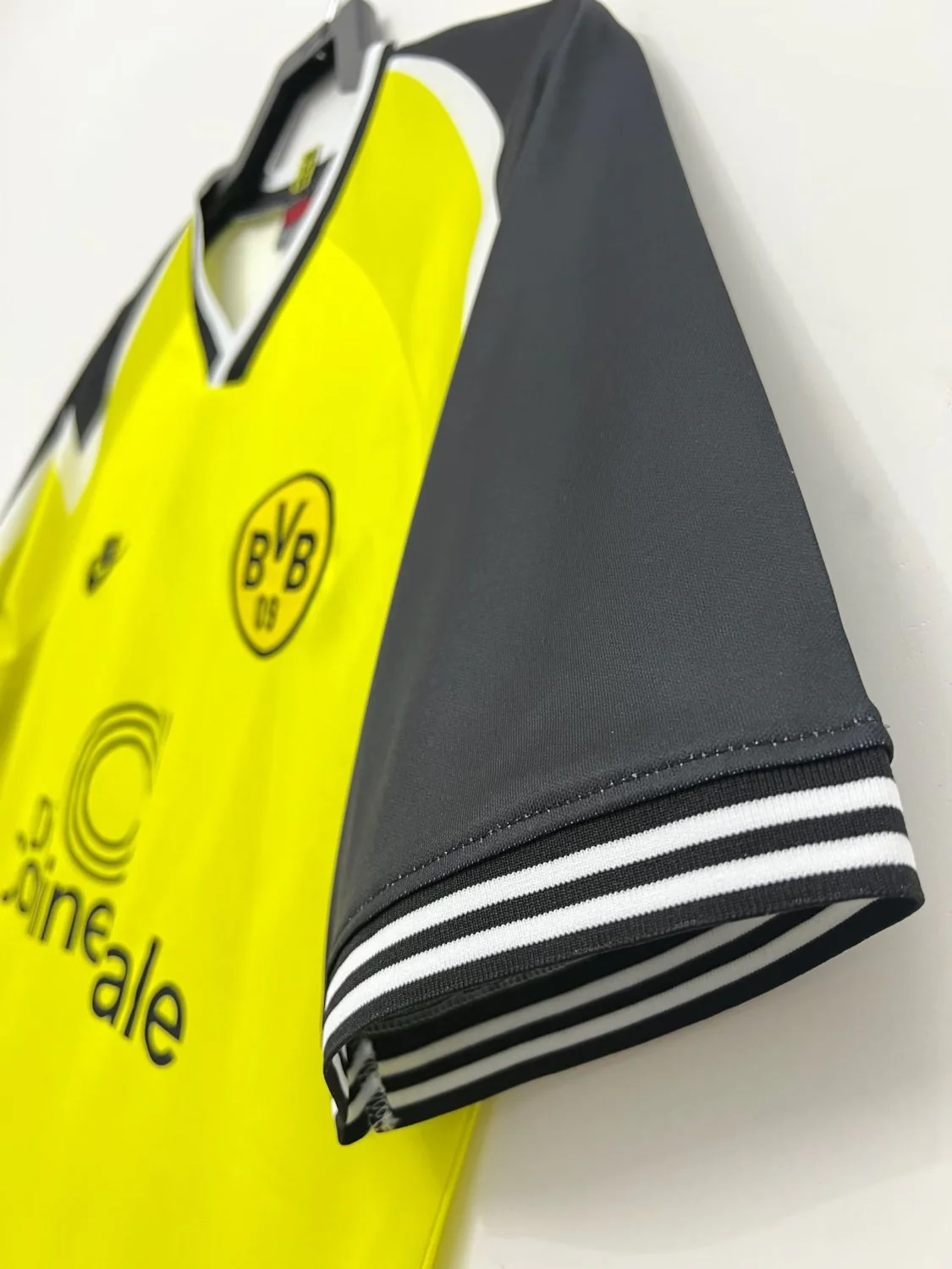 Borussia Dortmund Home Retro Jersey 1995/96 - Image 6