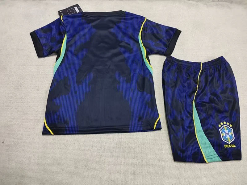 Brazil Away Kids Suit 26/27 - Image 2