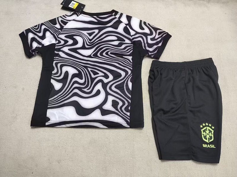 Brazil GoalKeeper Kids Suit 26/27 - Image 2
