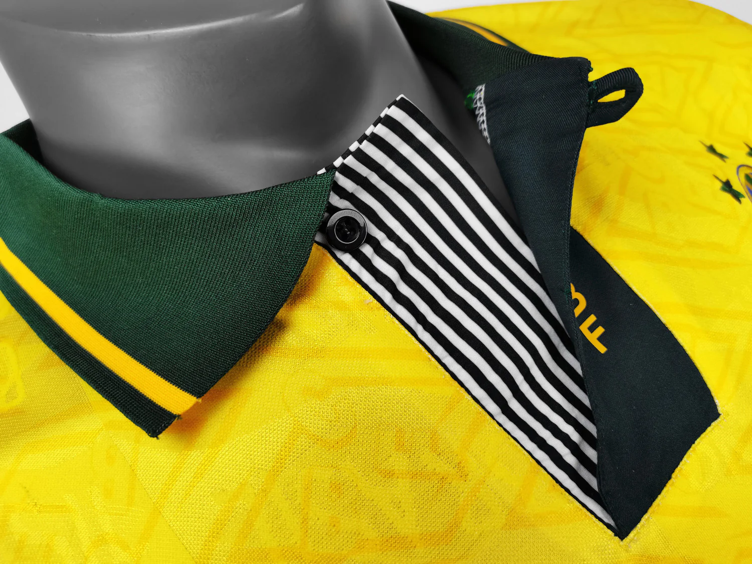 Brazil Home Retro Jersey 91/93 - Image 6