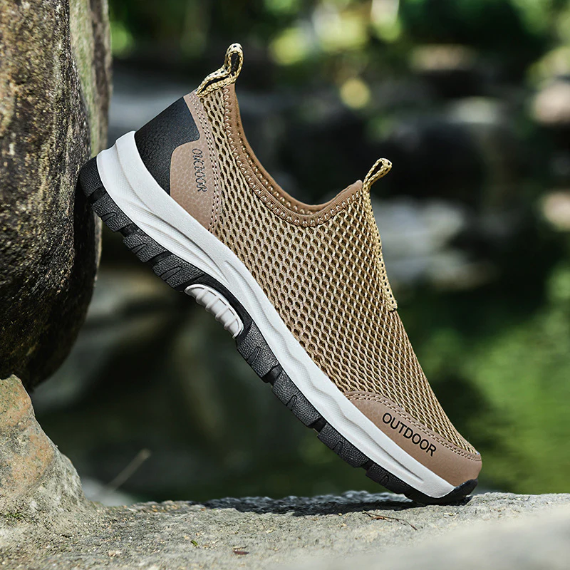 Breathable Hollow Fashion Slip-on Lazy Shoes - Image 9