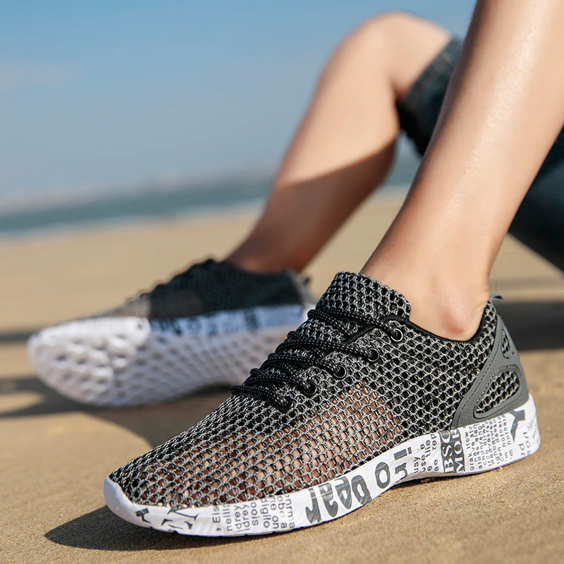 Casual Men's Shoes Breathable Sneakers Match Hollow Lace Board Shoes - Image 2