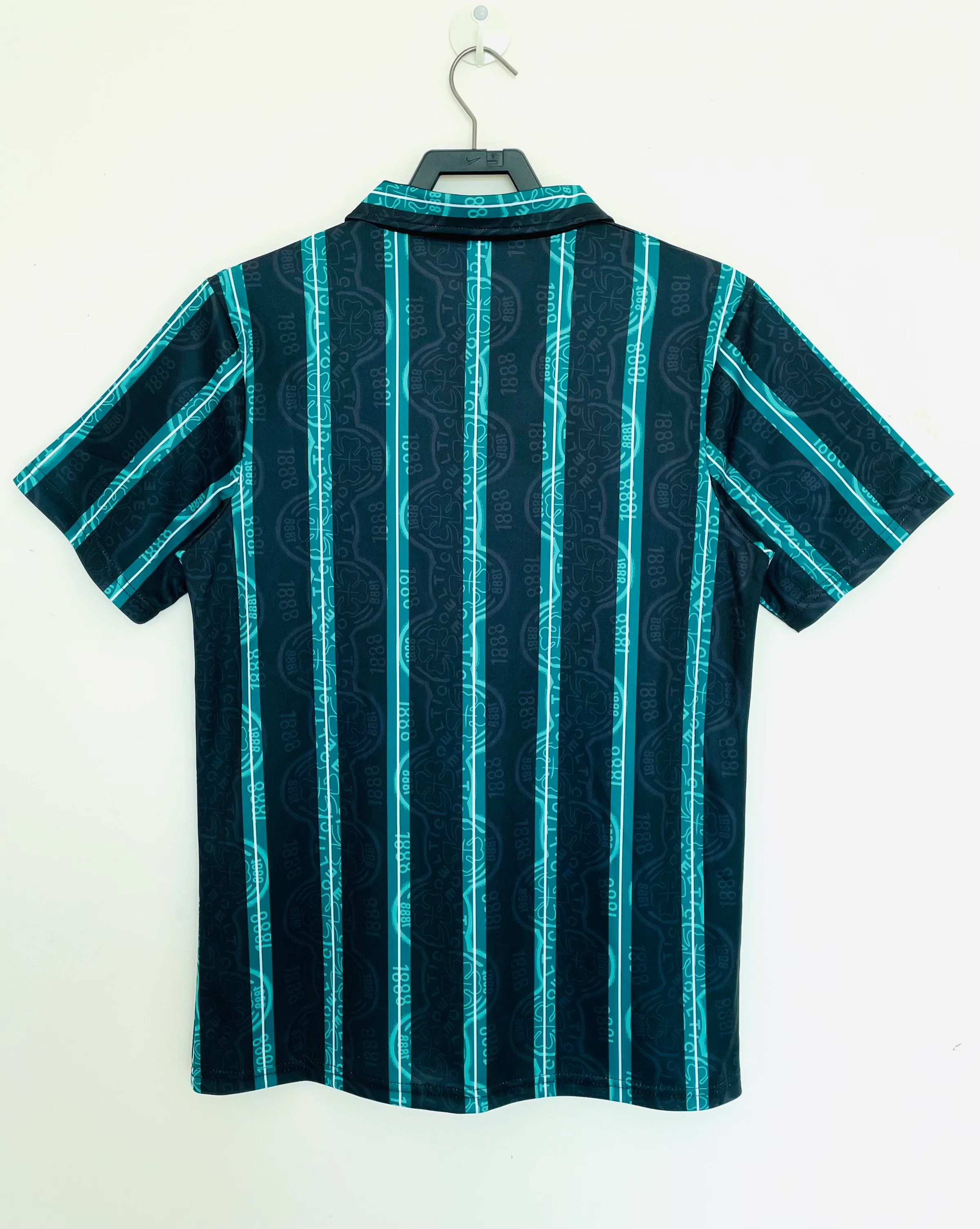 Celtic Away Retro Jersey 1992/93 - Image 2