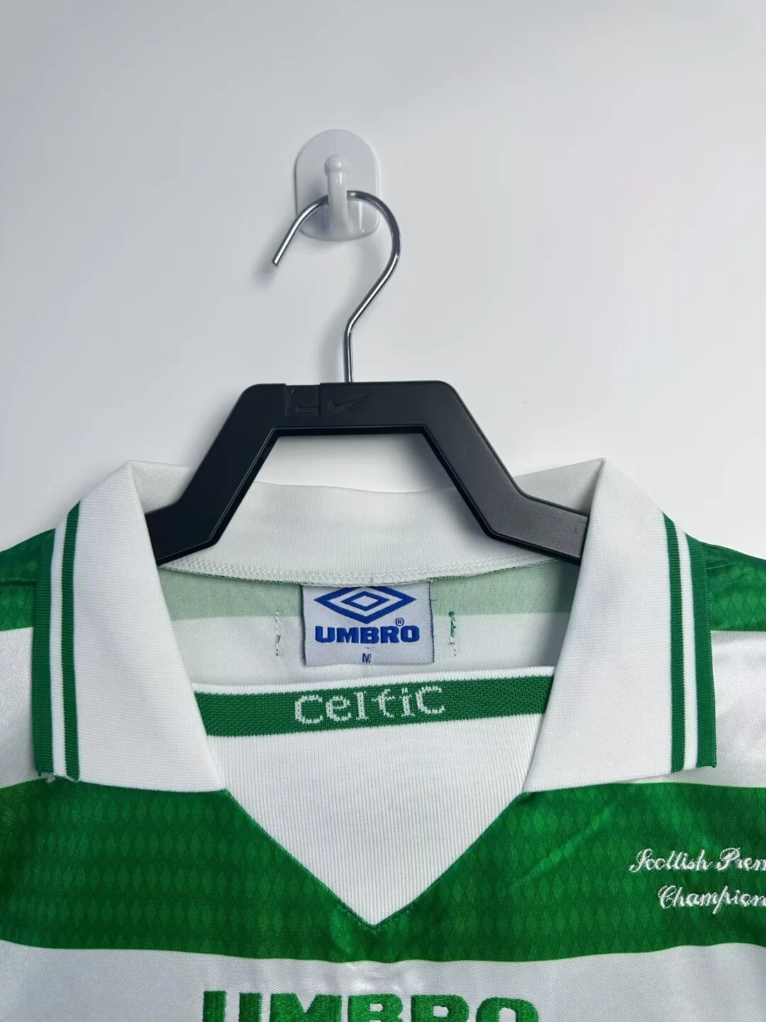 Celtic Home Retro Jersey 1997/99 - Image 3