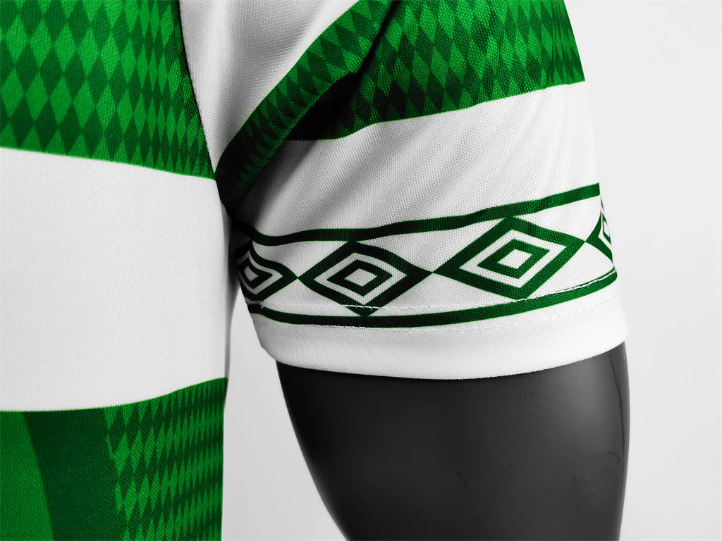 Celtic Home Retro Jersey 1998/99 - Image 5